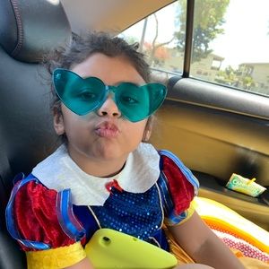 Meet your Posher, Veronica